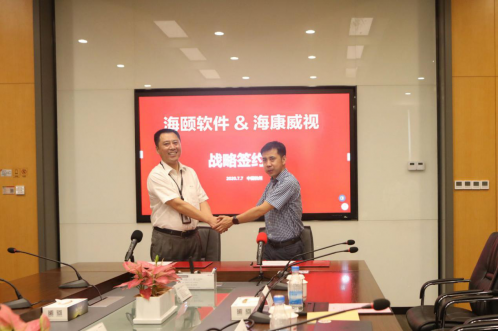 ？？？灯讲﹑innacle同舟共济扬帆起航